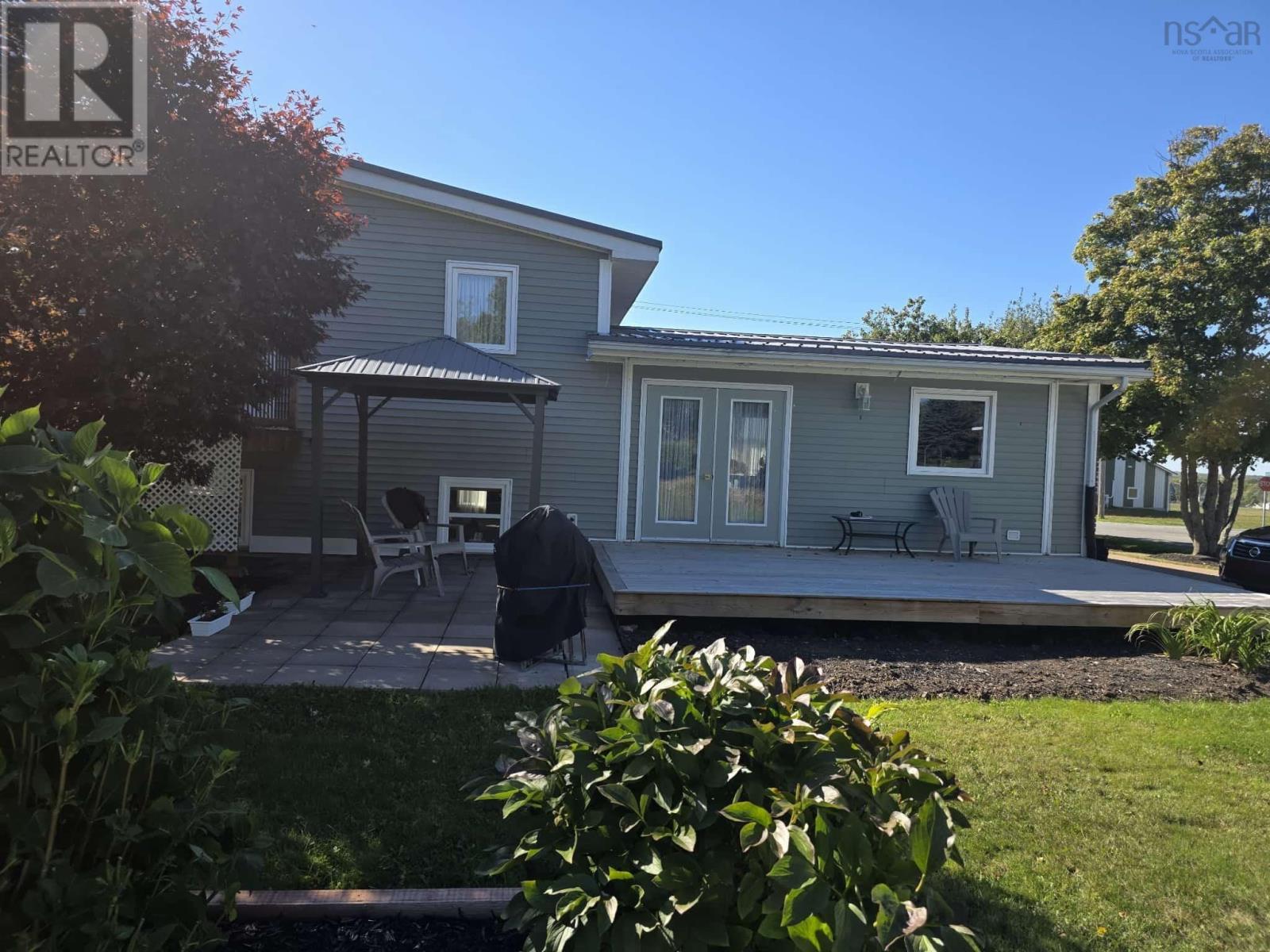 212 Patterson Street, Pictou, Nova Scotia  B0K 1H0 - Photo 4 - 202524749