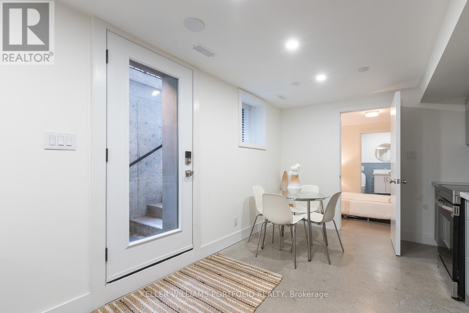 Lower - 180 Maria Street, Toronto, Ontario  M6P 1W4 - Photo 13 - W12358046