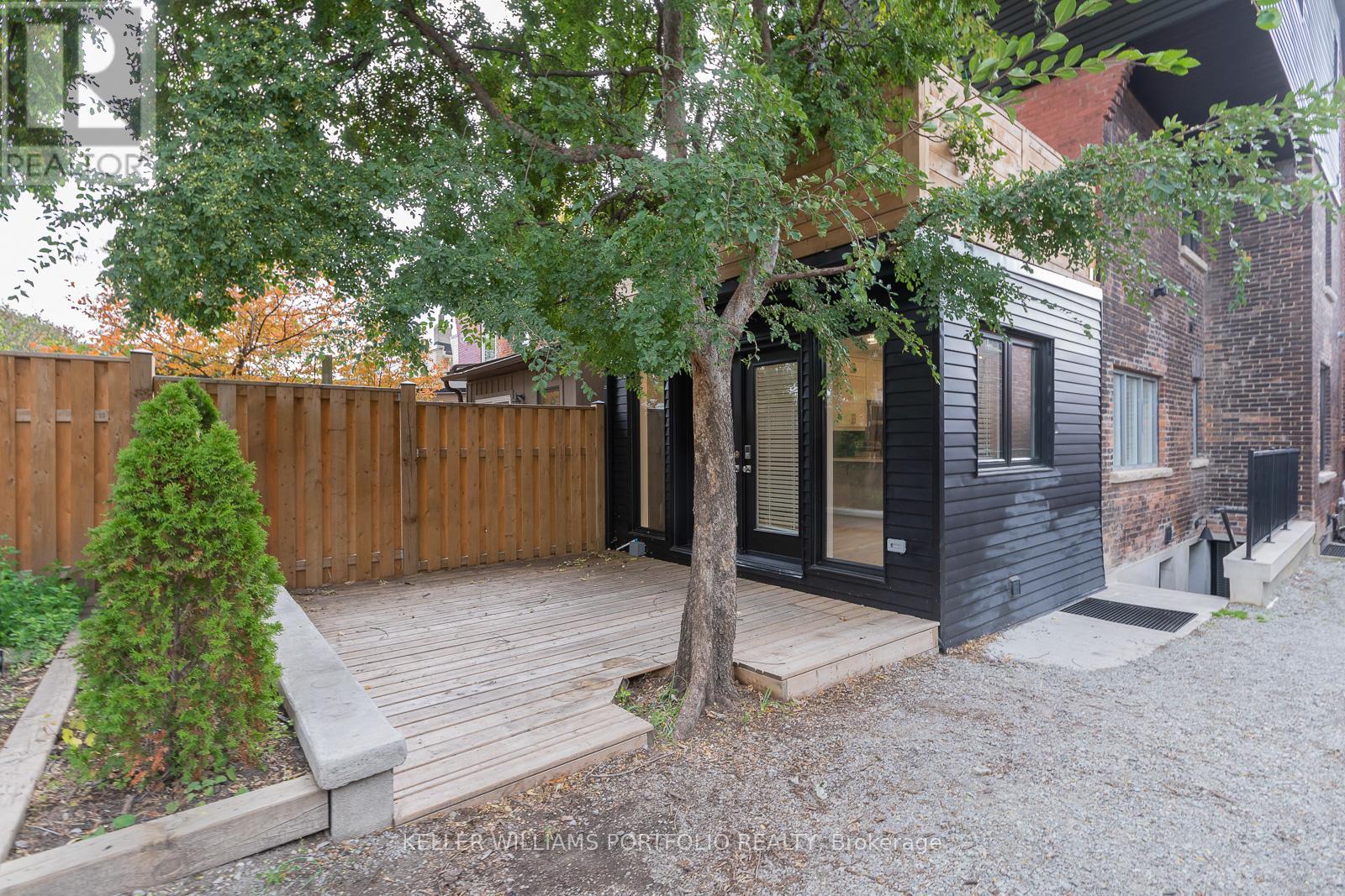 Lower - 180 Maria Street, Toronto, Ontario  M6P 1W4 - Photo 24 - W12358046