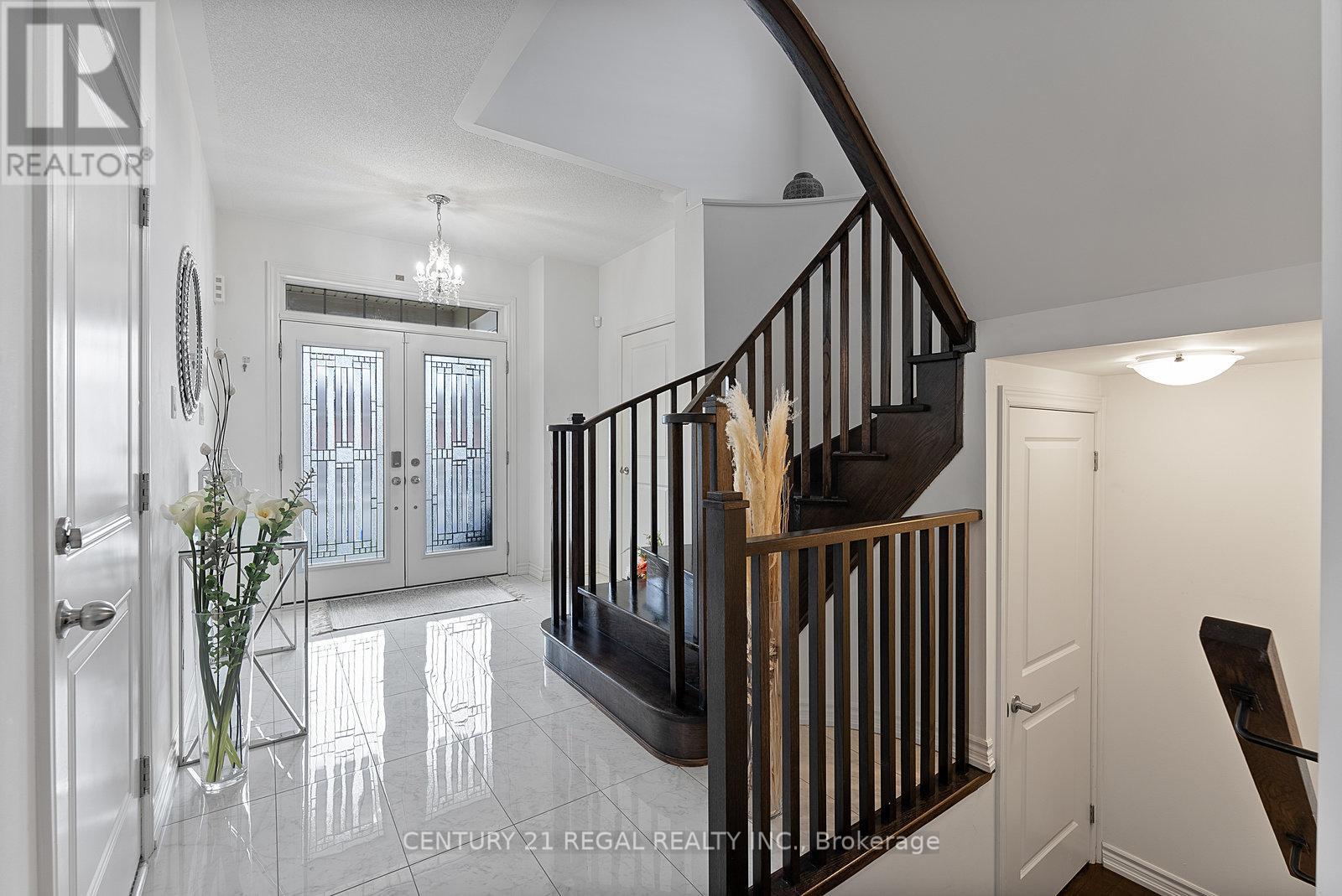 38 Lyle Drive, Clarington, Ontario  L1C 0V8 - Photo 7 - E12483541