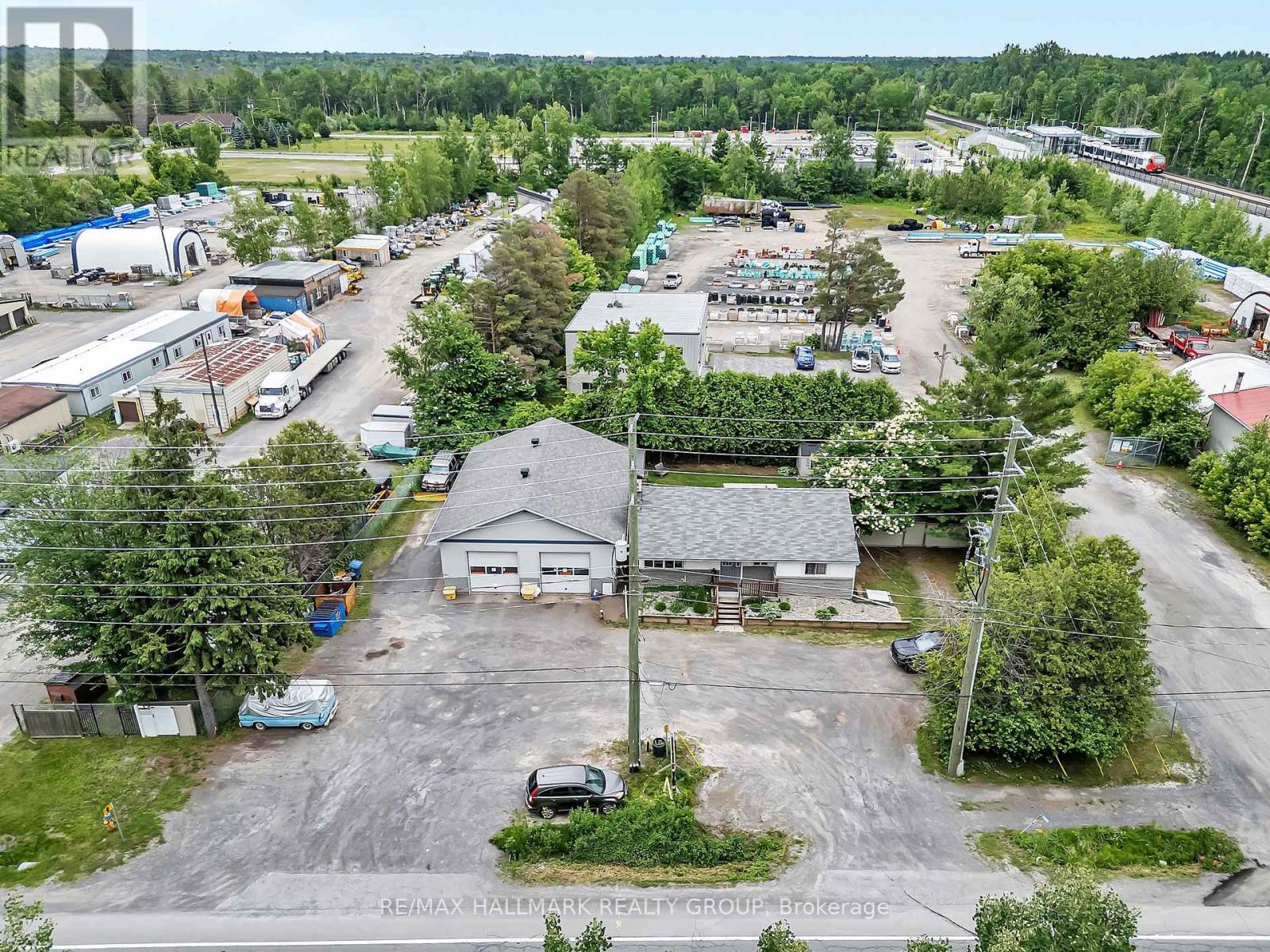 2460 Leitrim Road, Ottawa, Ontario  K1T 3V3 - Photo 17 - X12359086