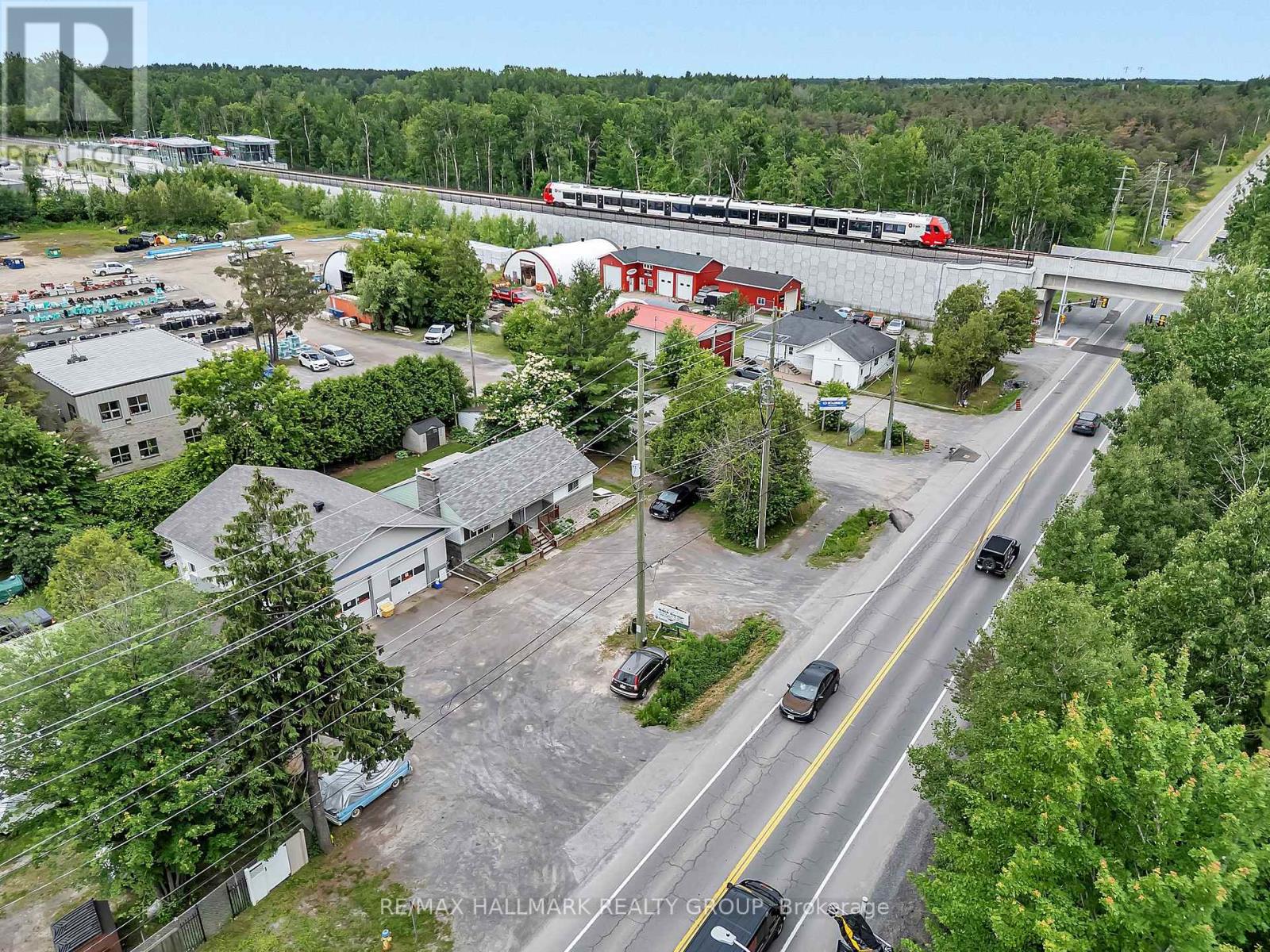 2460 Leitrim Road, Ottawa, Ontario  K1T 3V3 - Photo 18 - X12359086