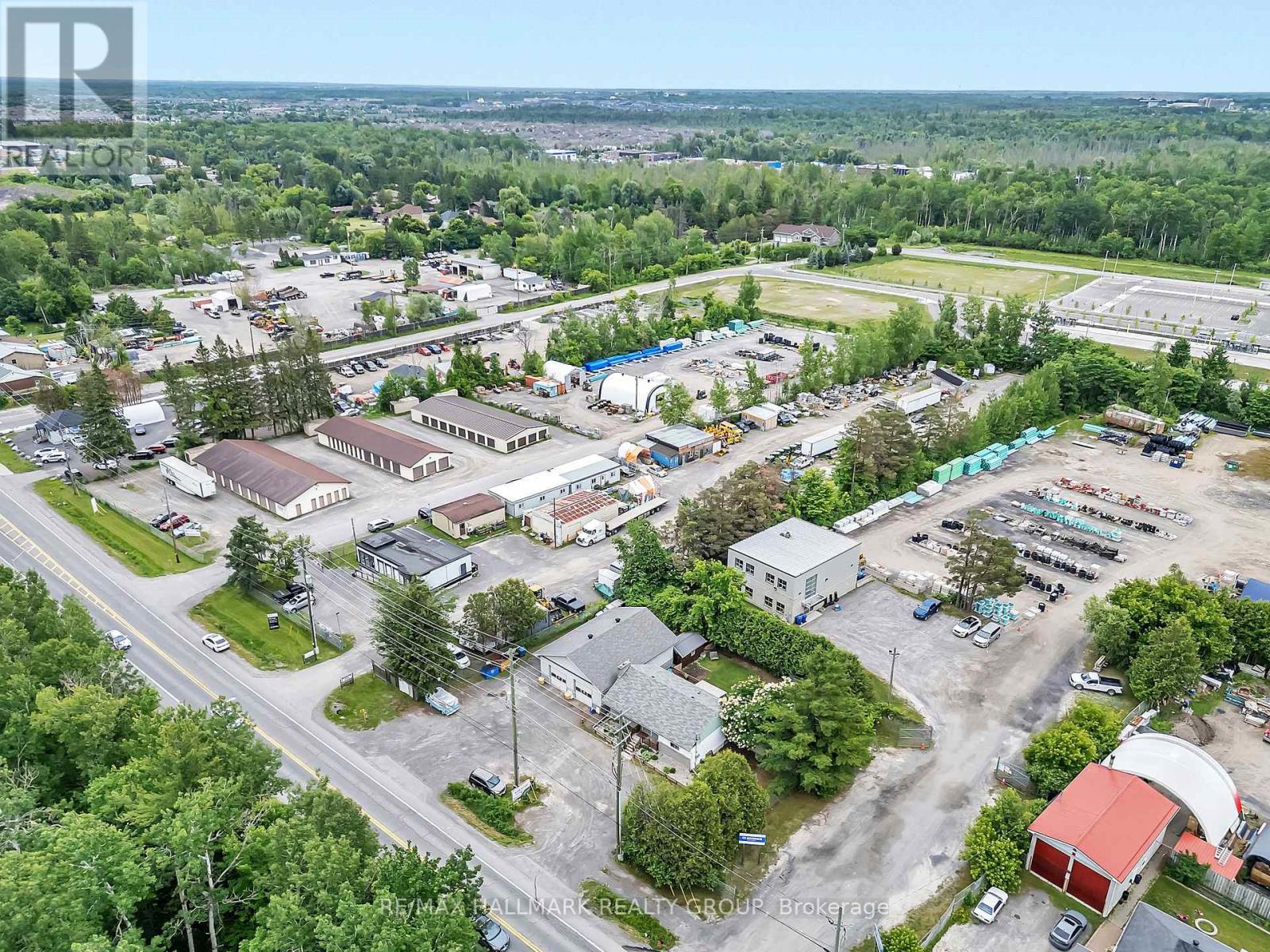 2460 Leitrim Road, Ottawa, Ontario  K1T 3V3 - Photo 29 - X12359086