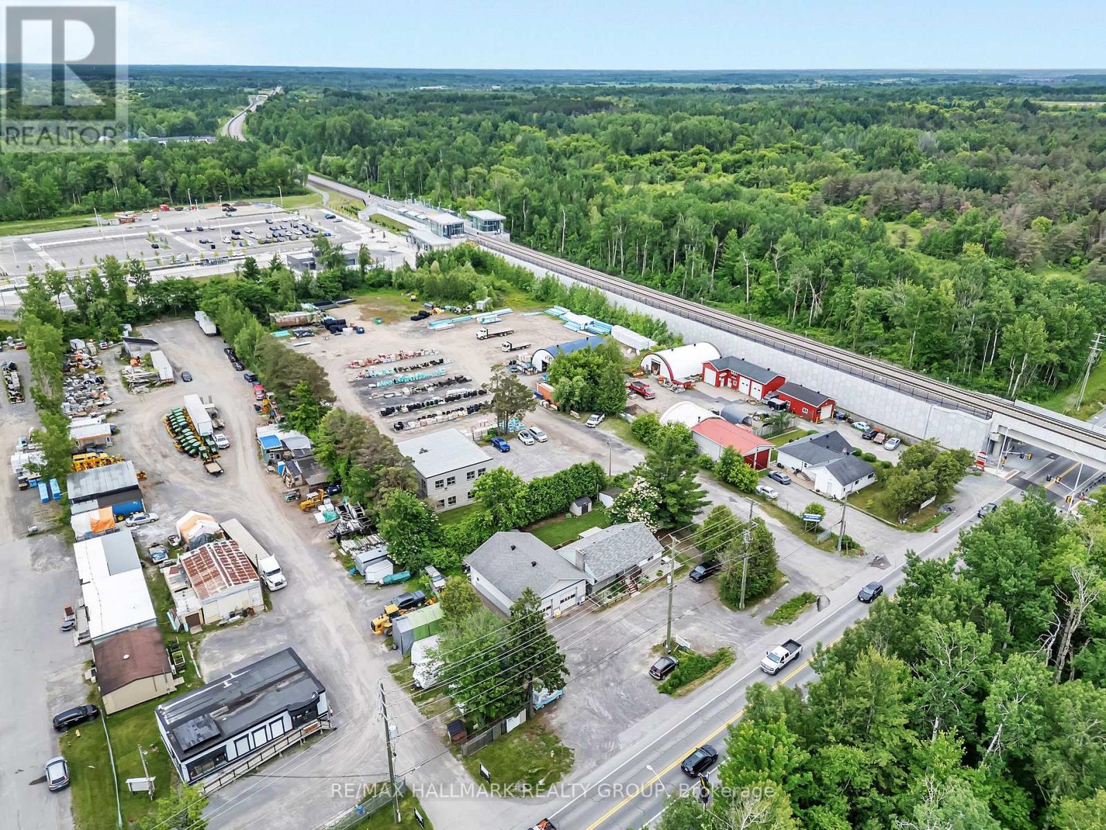 2460 Leitrim Road, Ottawa, Ontario  K1T 3V3 - Photo 31 - X12359086