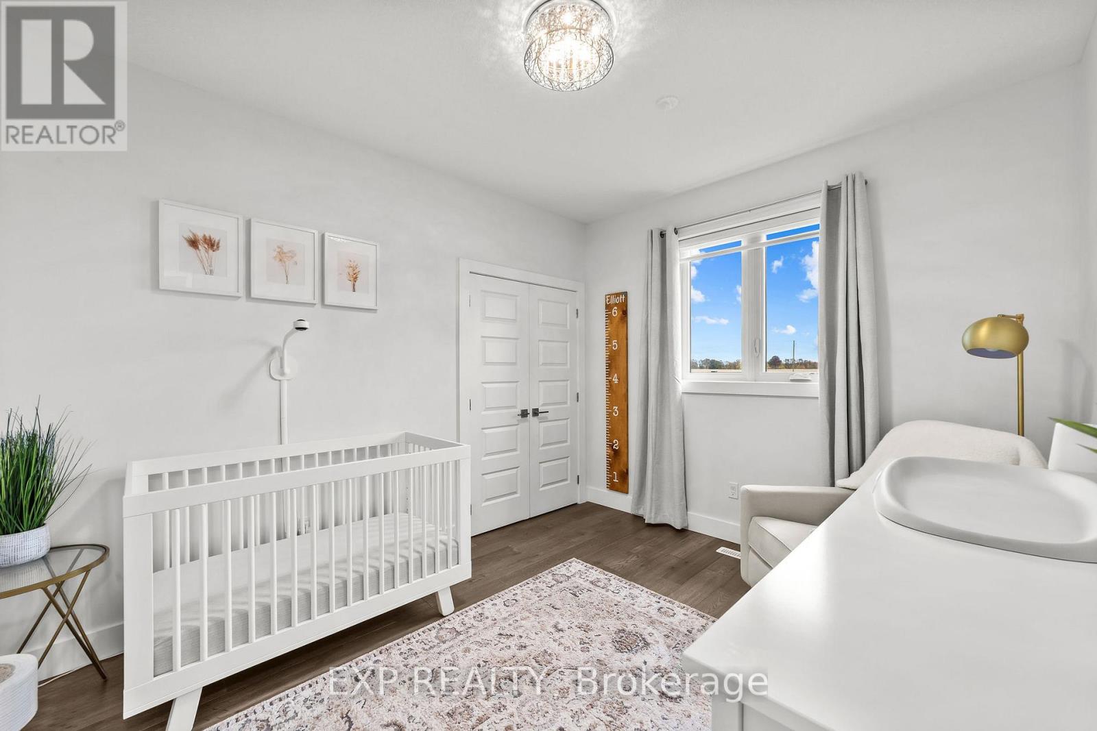 6572 Calvert Drive, Adelaide Metcalfe, Ontario  N7G 3H5 - Photo 19 - X12483636
