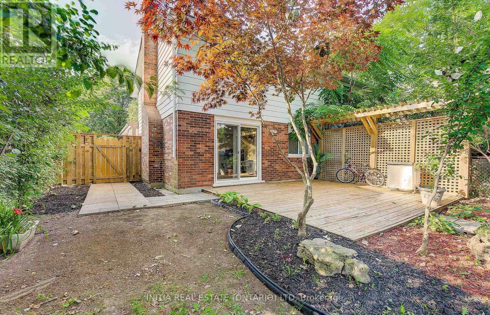 255 Brunswick Crescent, London North, Ontario  N6G 3L1 - Photo 36 - X12483678