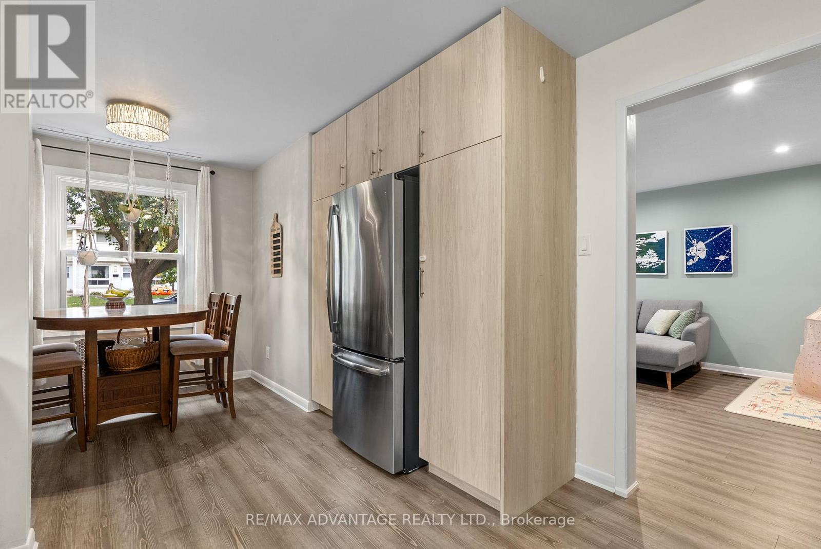 66 Wellesley Crescent, London East, Ontario  N5V 1J7 - Photo 10 - X12483679