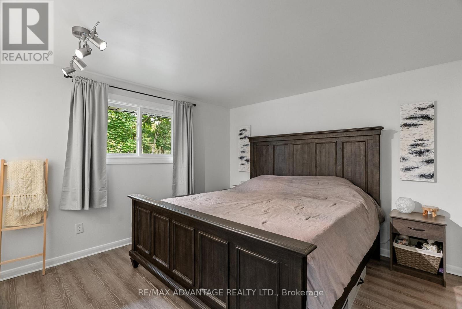 66 Wellesley Crescent, London East, Ontario  N5V 1J7 - Photo 14 - X12483679