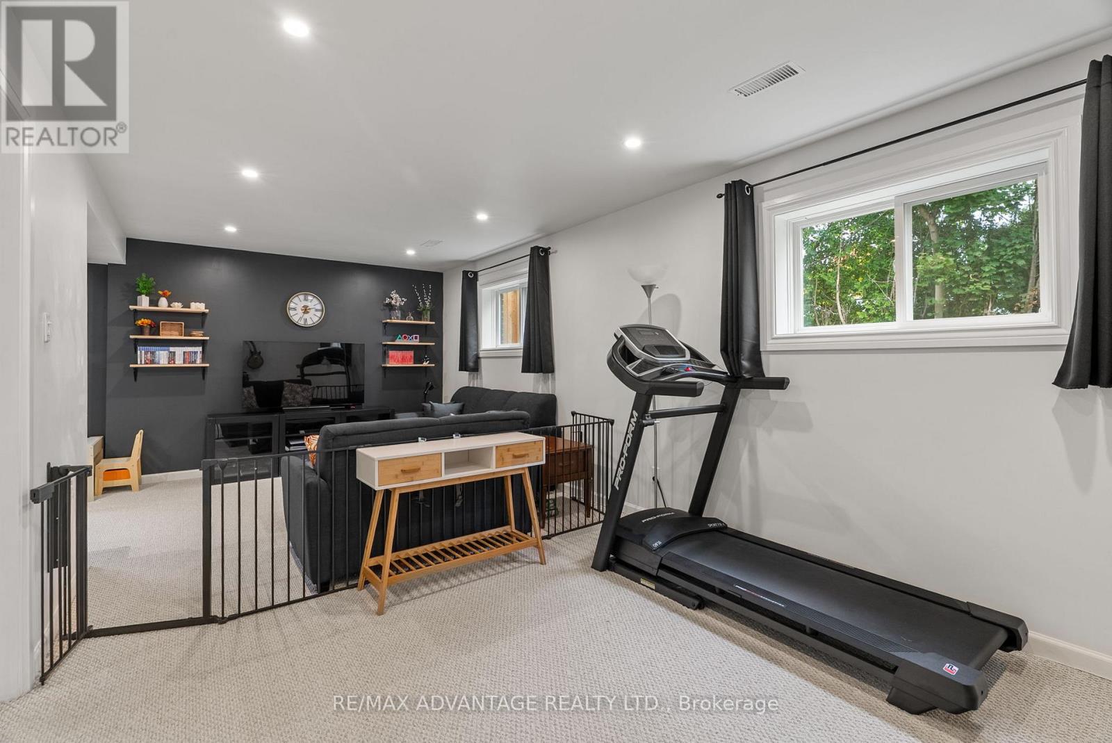 66 Wellesley Crescent, London East, Ontario  N5V 1J7 - Photo 31 - X12483679