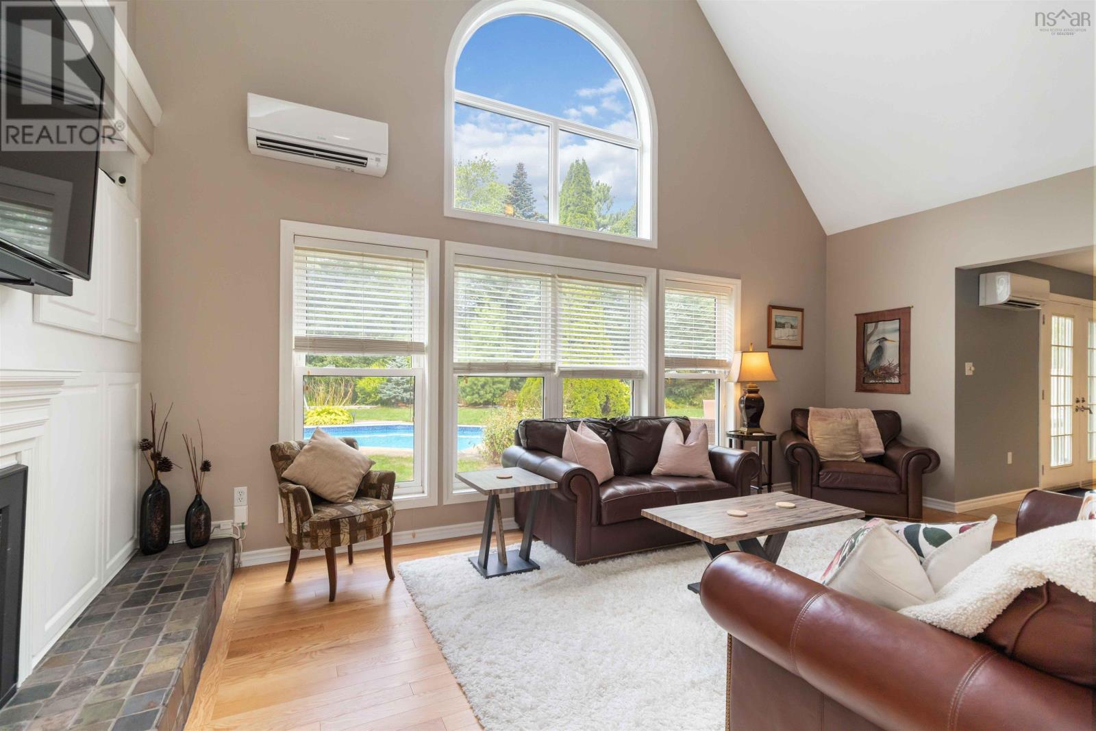 96 Crescent Street, Bridgewater, Nova Scotia  B4V 2C7 - Photo 10 - 202524680