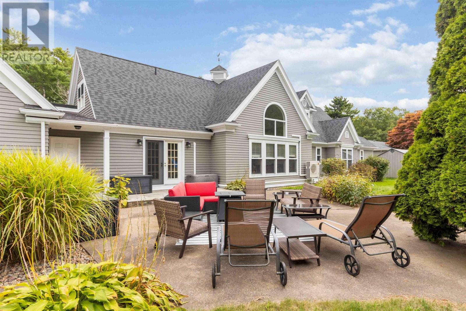 96 Crescent Street, Bridgewater, Nova Scotia  B4V 2C7 - Photo 46 - 202524680