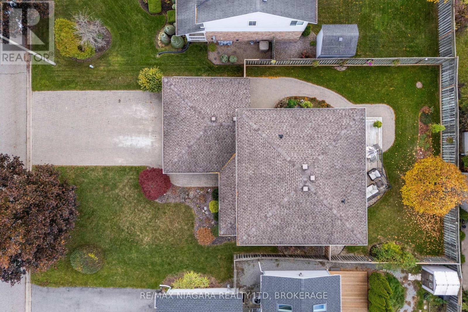 3839 Northwood Drive, Niagara Falls, Ontario  L2H 2Y5 - Photo 3 - X12482905