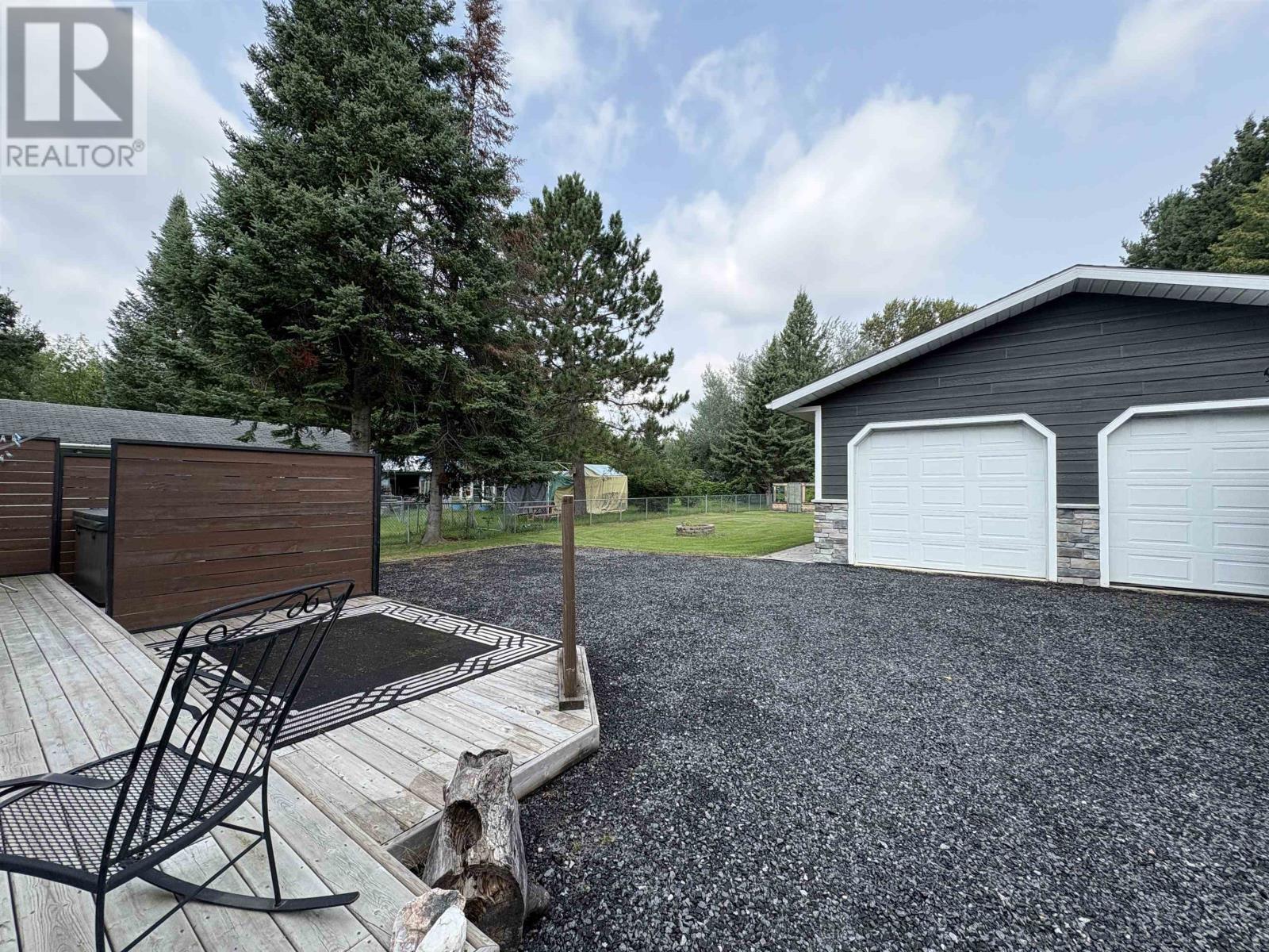 1702 Sunset Dr, Fort Frances, Ontario P9A 2V1 - Photo 35 - TB253215