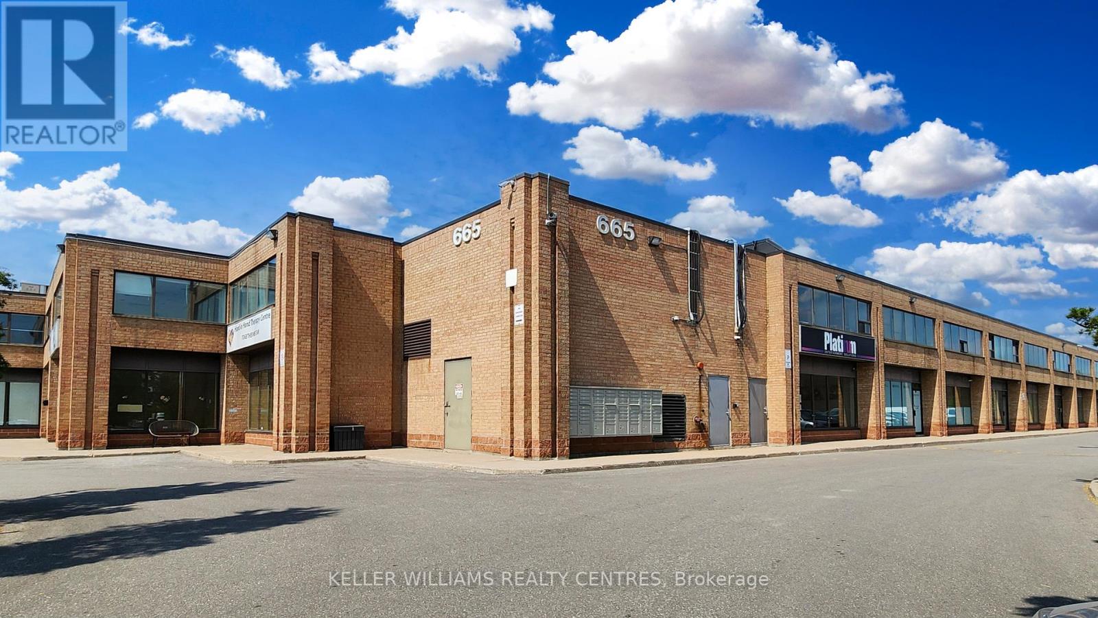 30 Main - 665 Millway Avenue, Vaughan, Ontario  L4K 3T8 - Photo 2 - N12483472
