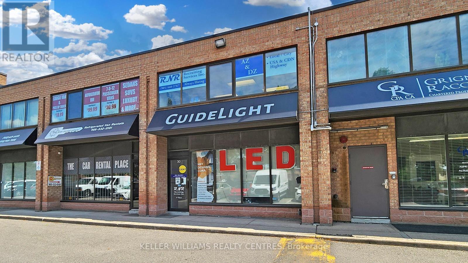 30 Main - 665 Millway Avenue, Vaughan, Ontario  L4K 3T8 - Photo 4 - N12483472