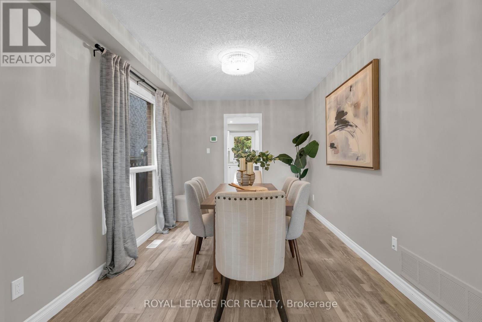 57 Closs Square, Aurora, Ontario  L4G 5H6 - Photo 10 - N12483500