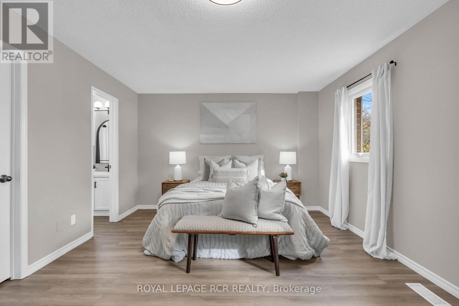 57 Closs Square, Aurora, Ontario  L4G 5H6 - Photo 23 - N12483500