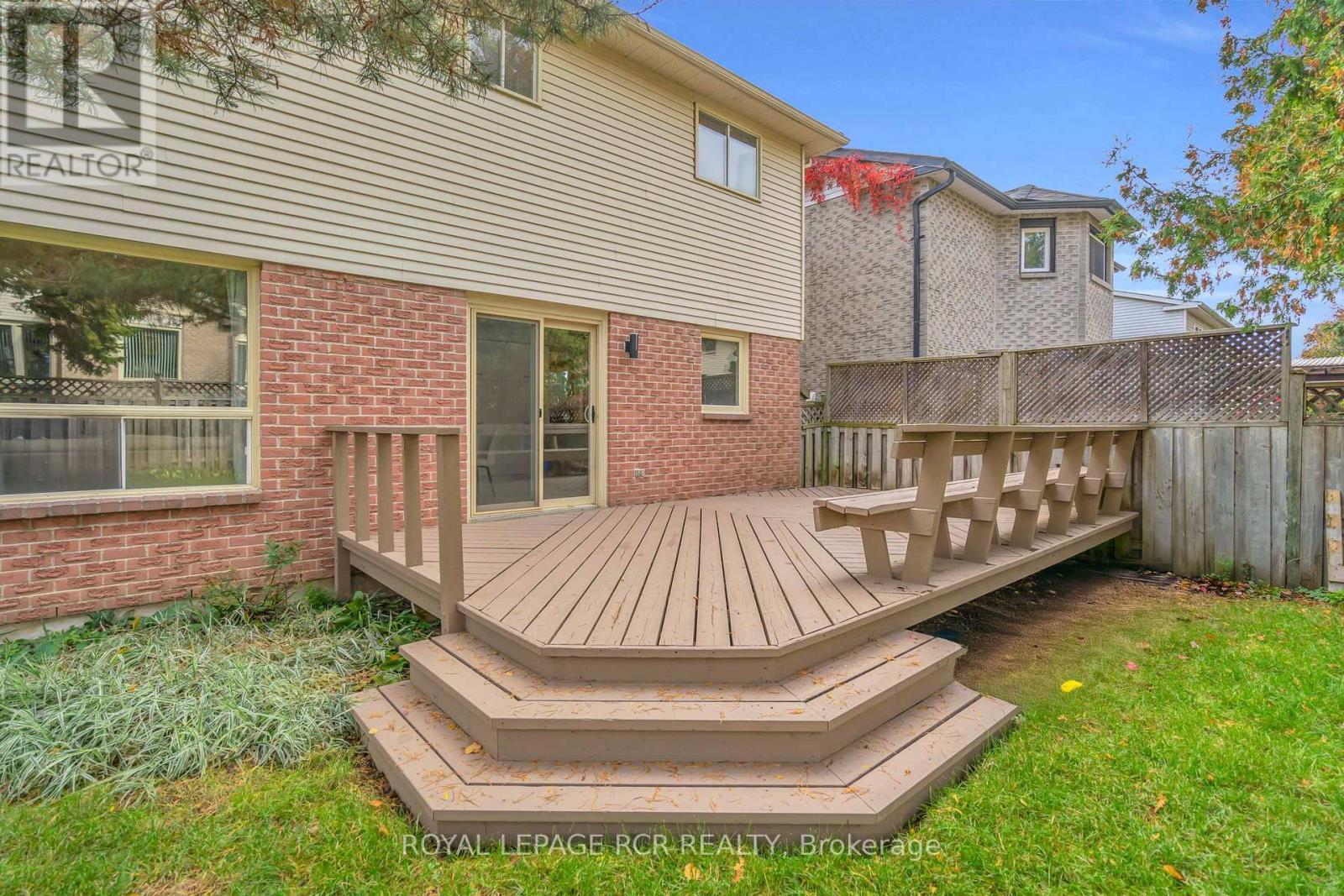 57 Closs Square, Aurora, Ontario  L4G 5H6 - Photo 35 - N12483500