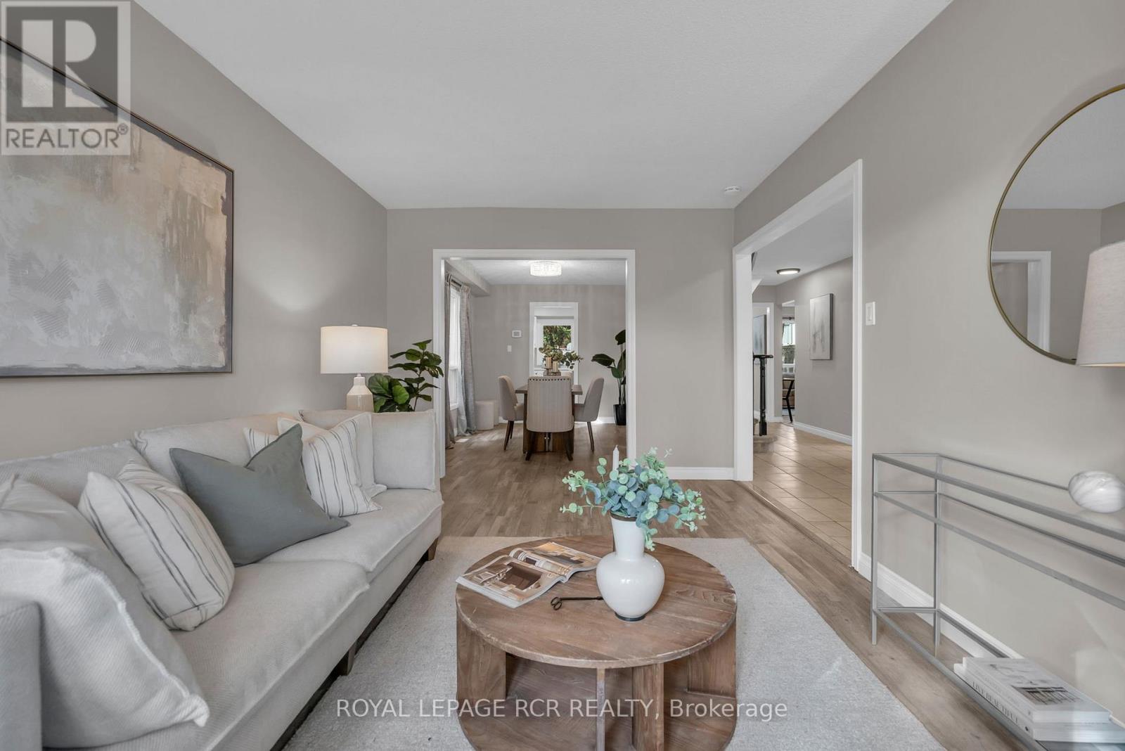 57 Closs Square, Aurora, Ontario  L4G 5H6 - Photo 8 - N12483500