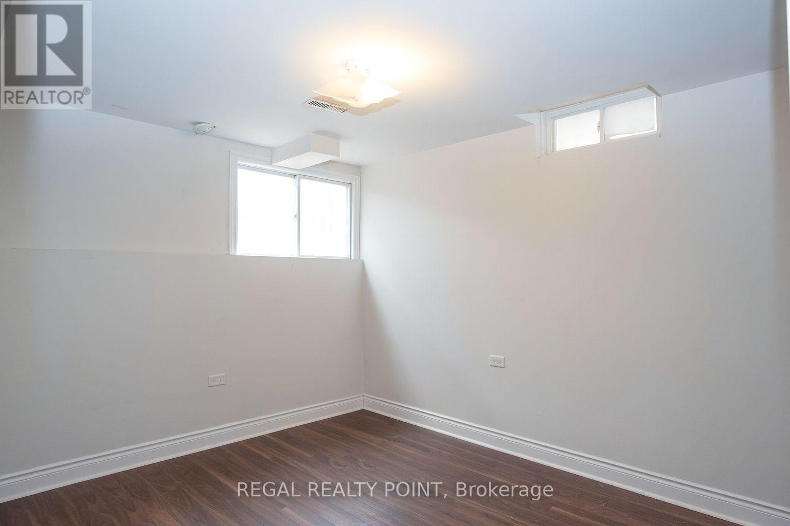 #basement - 14 Mandel Crescent, Richmond Hill, Ontario  L4C 9Z1 - Photo 6 - N12483509