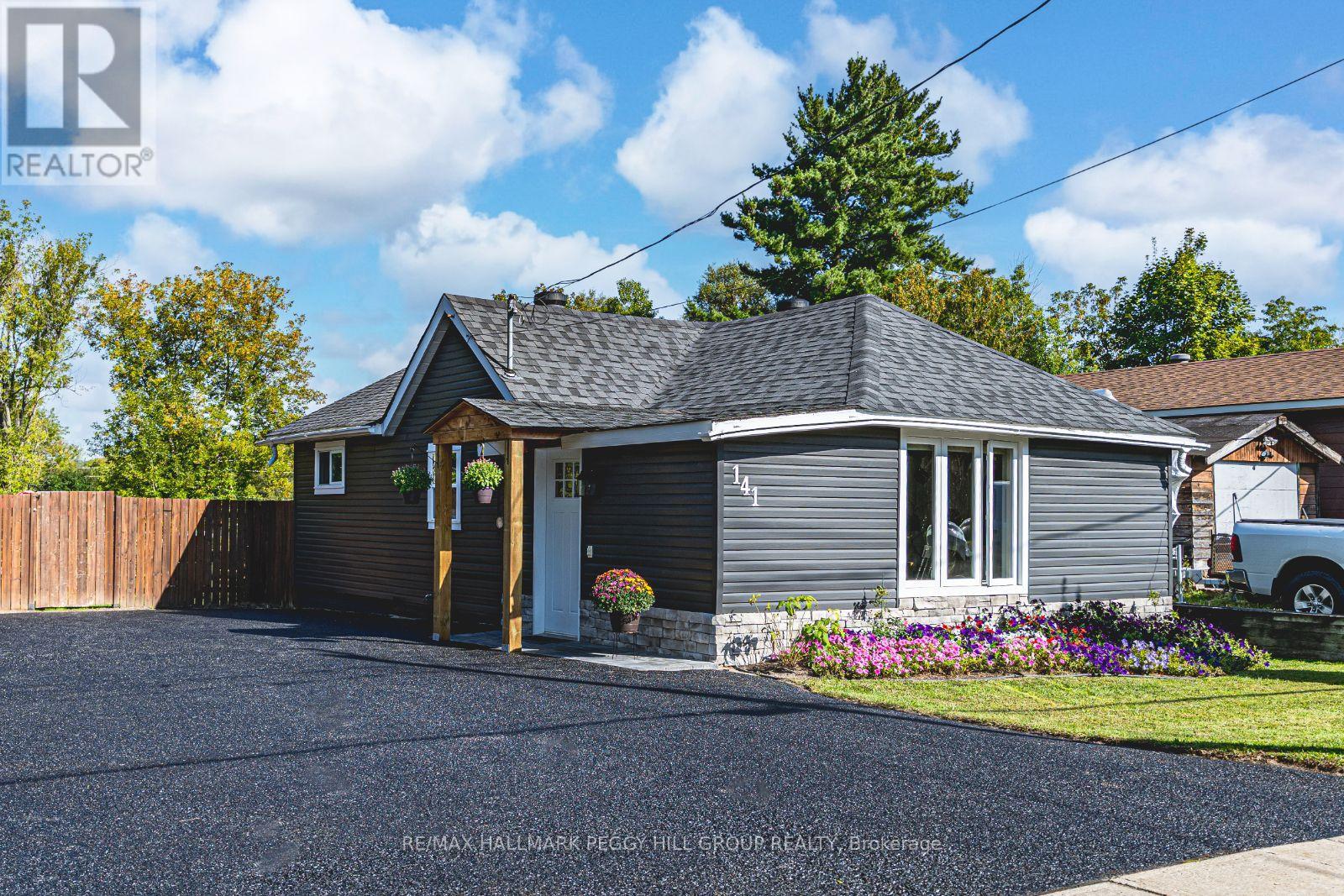 141 POYNTZ STREET, Penetanguishene, Ontario