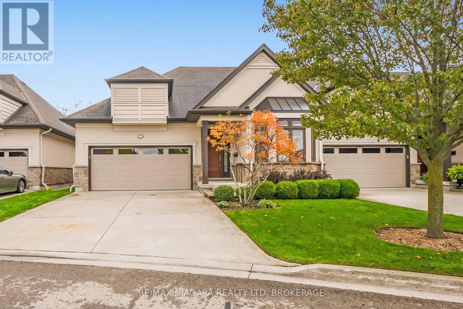 24 EMERALD COMMON, St. Catharines, Ontario