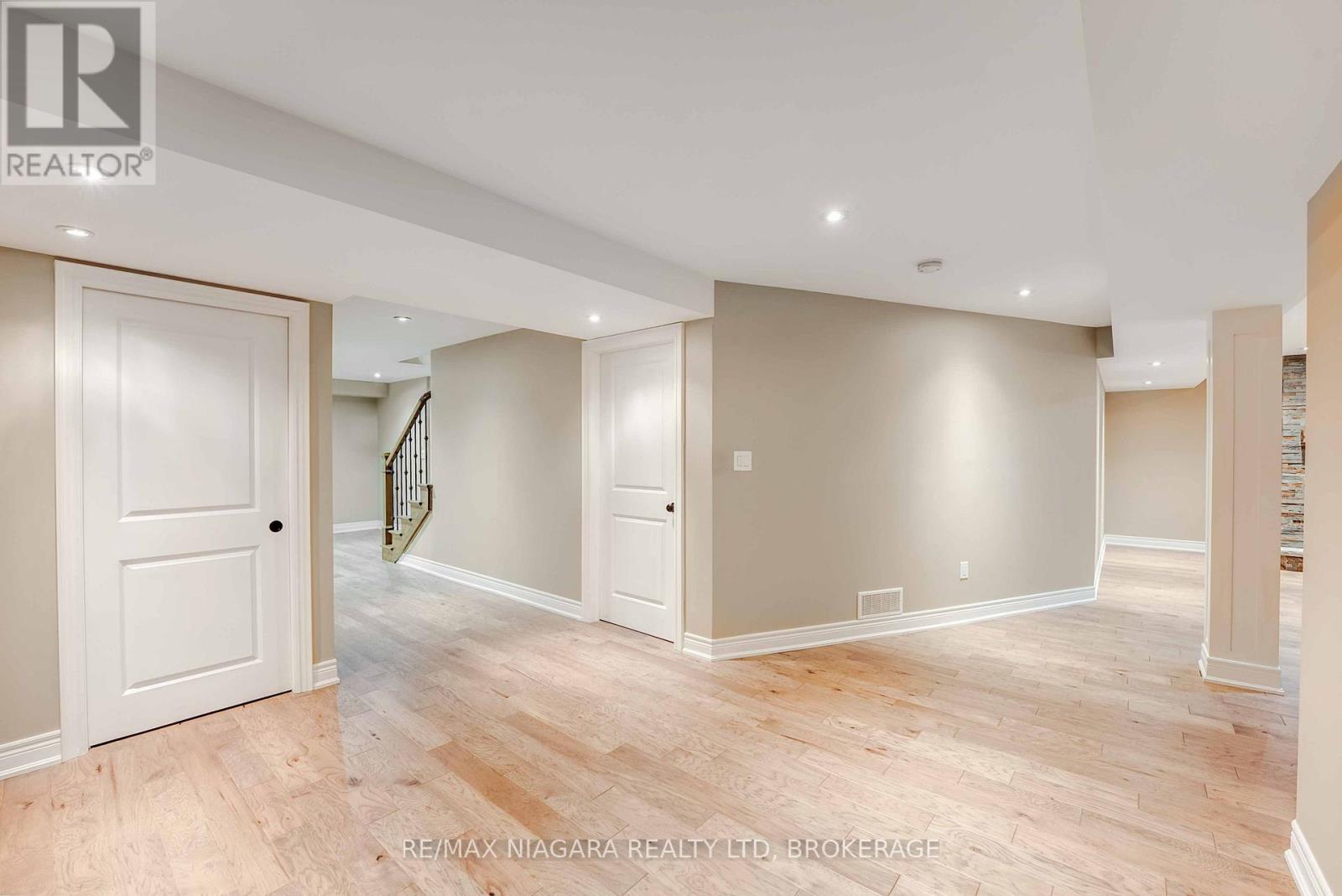 24 Emerald Common, St. Catharines (Lakeshore), Ontario  L2M 0A7 - Photo 21 - X12483562