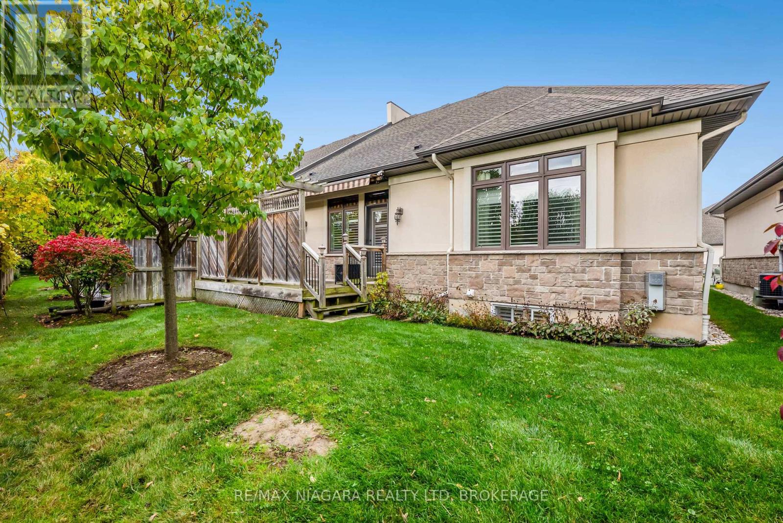 24 Emerald Common, St. Catharines (Lakeshore), Ontario  L2M 0A7 - Photo 30 - X12483562