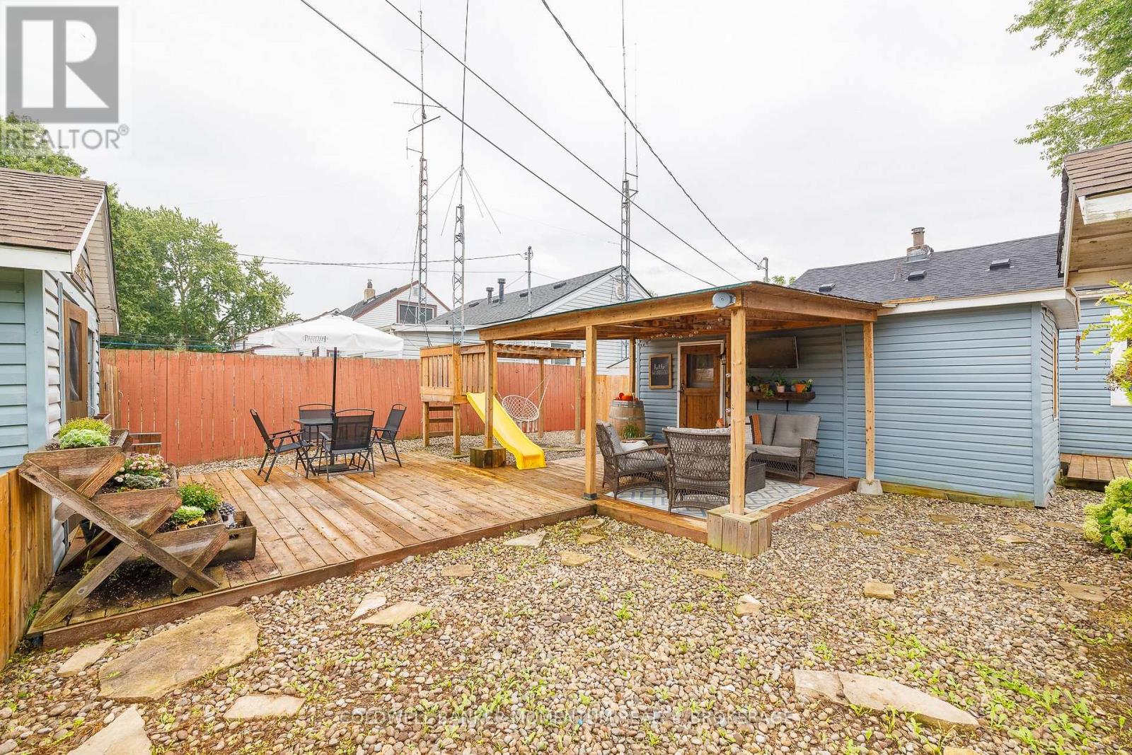 6151 Cadham Street, Niagara Falls, Ontario  L2G 3A3 - Photo 37 - X12483579