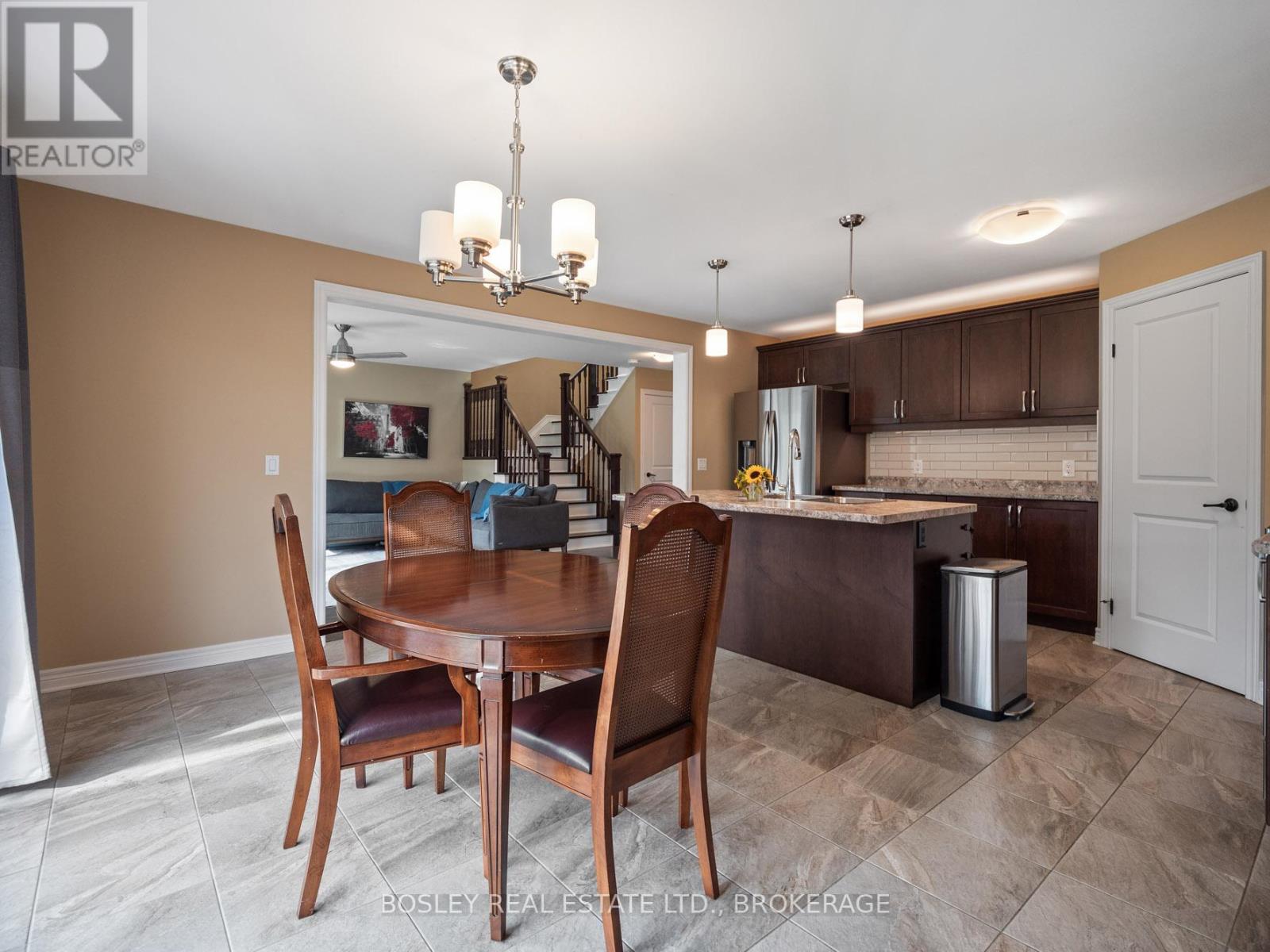 35 Mcfarland Street, Thorold, Ontario  L2V 0E5 - Photo 10 - X12483700