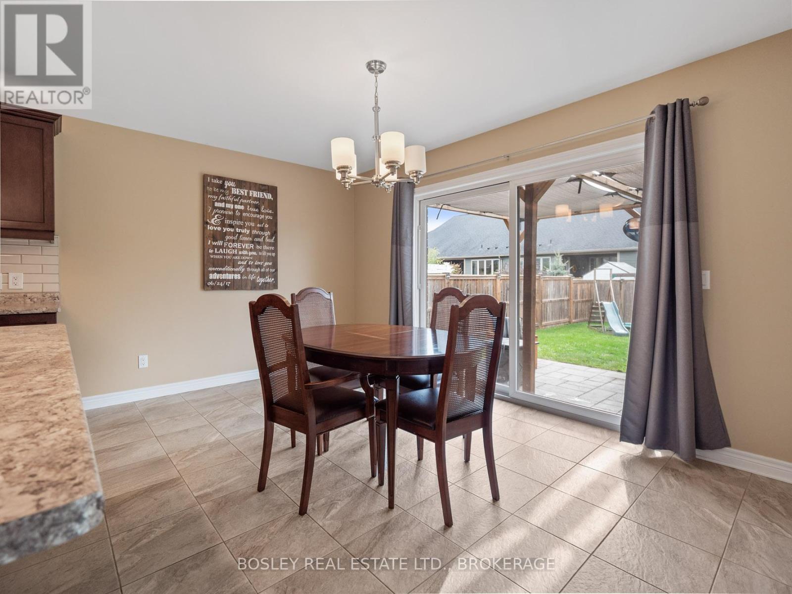 35 Mcfarland Street, Thorold, Ontario  L2V 0E5 - Photo 15 - X12483700