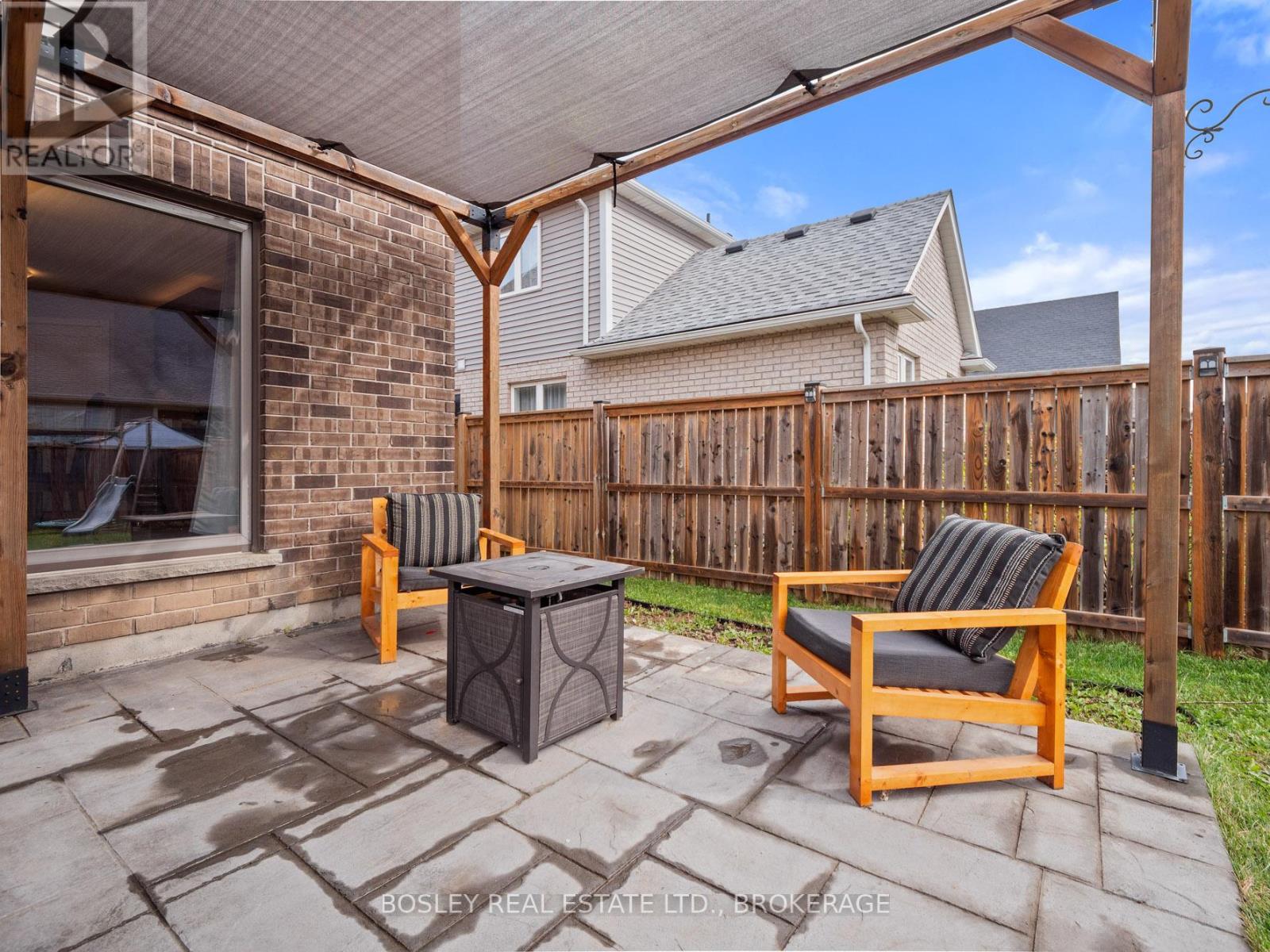 35 Mcfarland Street, Thorold, Ontario  L2V 0E5 - Photo 31 - X12483700