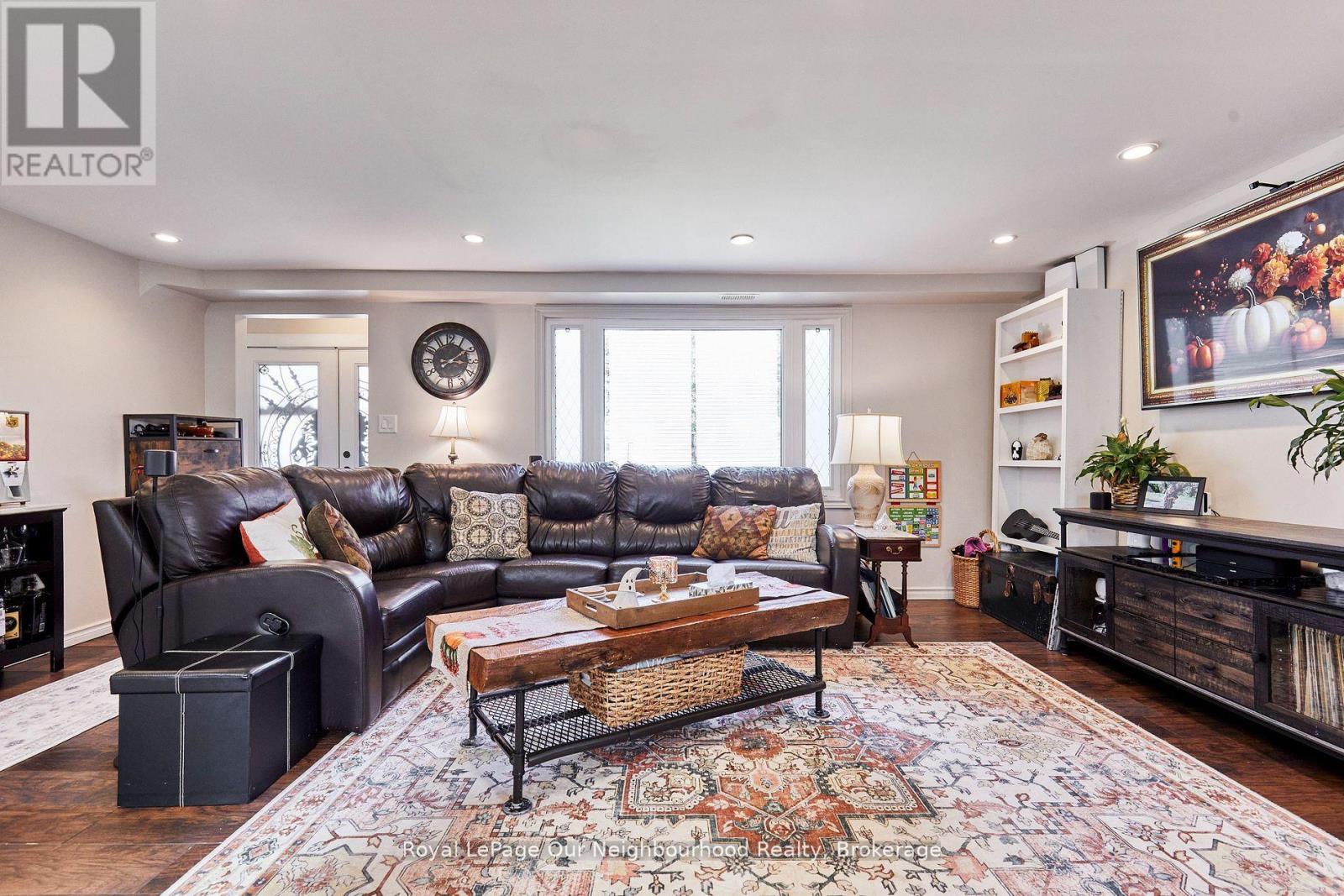 738 Simcoe Street N, Oshawa (Centennial), Ontario  L1G 4V8 - Photo 13 - E12483667