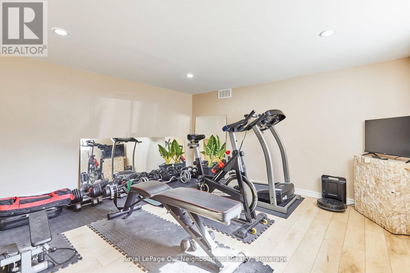 738 Simcoe Street N, Oshawa (Centennial), Ontario  L1G 4V8 - Photo 35 - E12483667