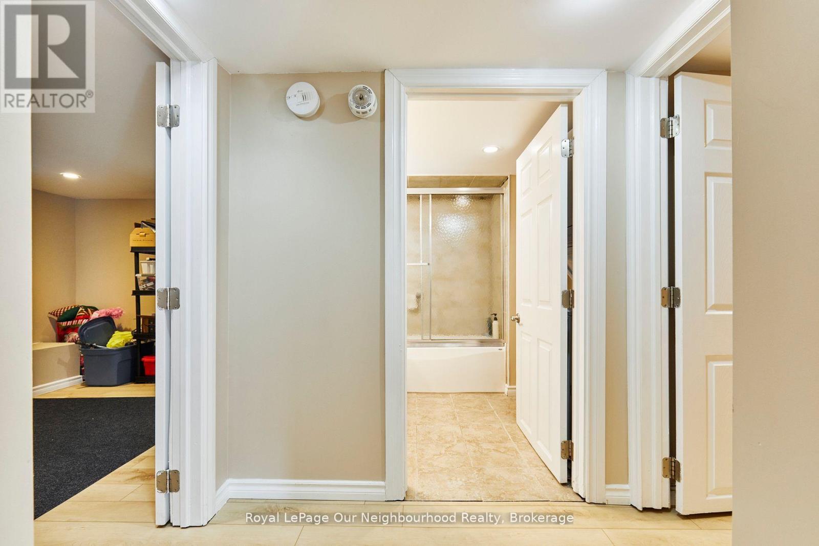 738 Simcoe Street N, Oshawa (Centennial), Ontario  L1G 4V8 - Photo 38 - E12483667