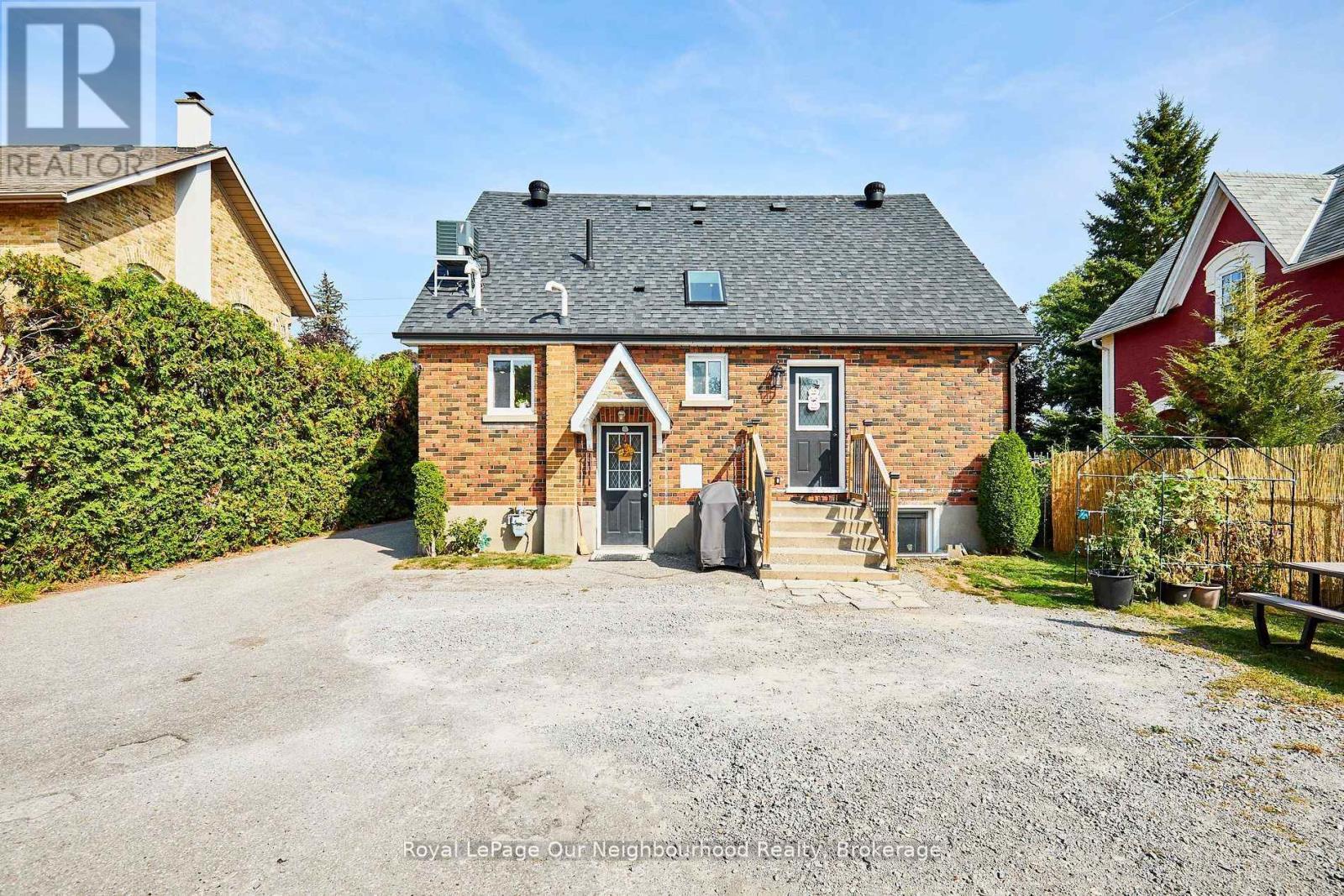 738 Simcoe Street N, Oshawa (Centennial), Ontario  L1G 4V8 - Photo 5 - E12483667