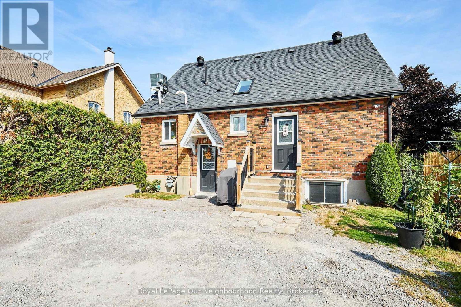 738 Simcoe Street N, Oshawa (Centennial), Ontario  L1G 4V8 - Photo 6 - E12483667