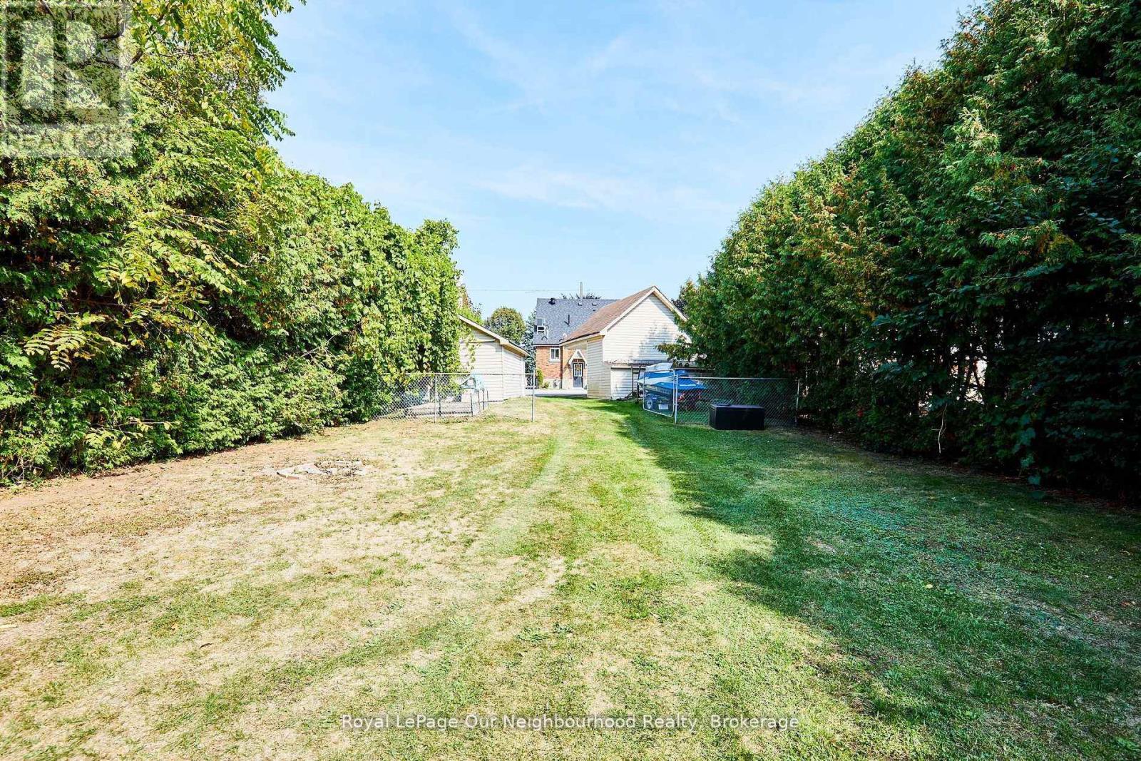 738 Simcoe Street N, Oshawa (Centennial), Ontario  L1G 4V8 - Photo 8 - E12483667