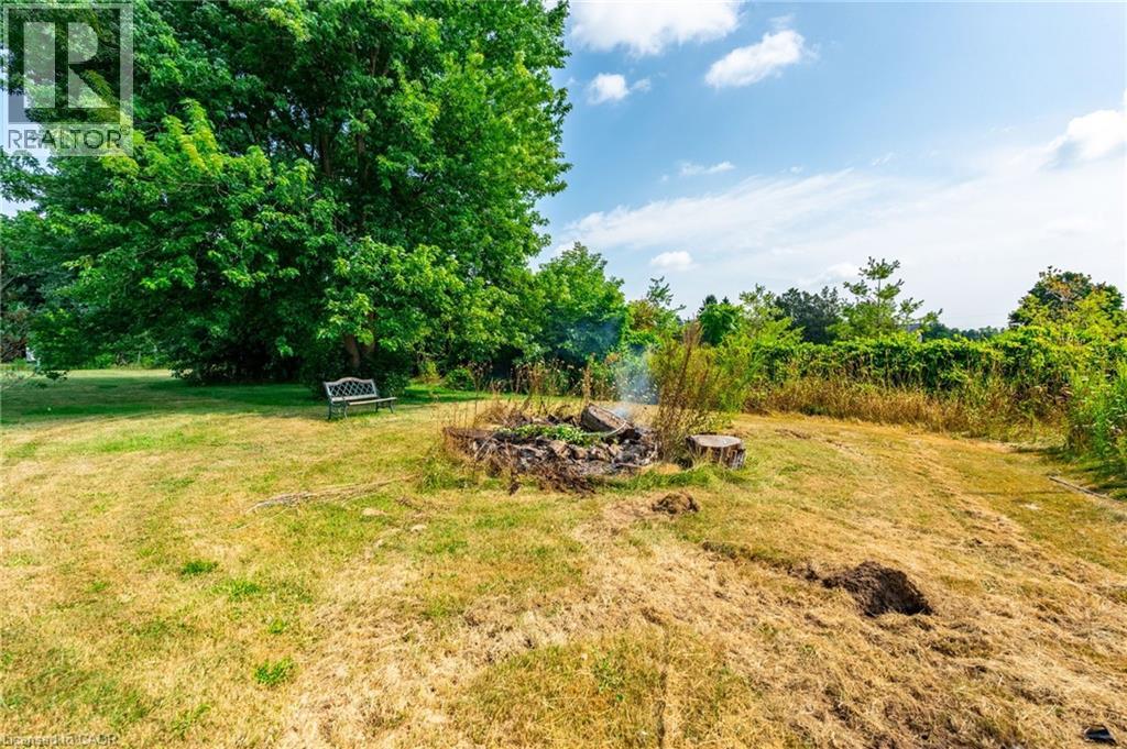 1090 Brock Road, Flamborough, Ontario  L9H 5E4 - Photo 33 - 40759324