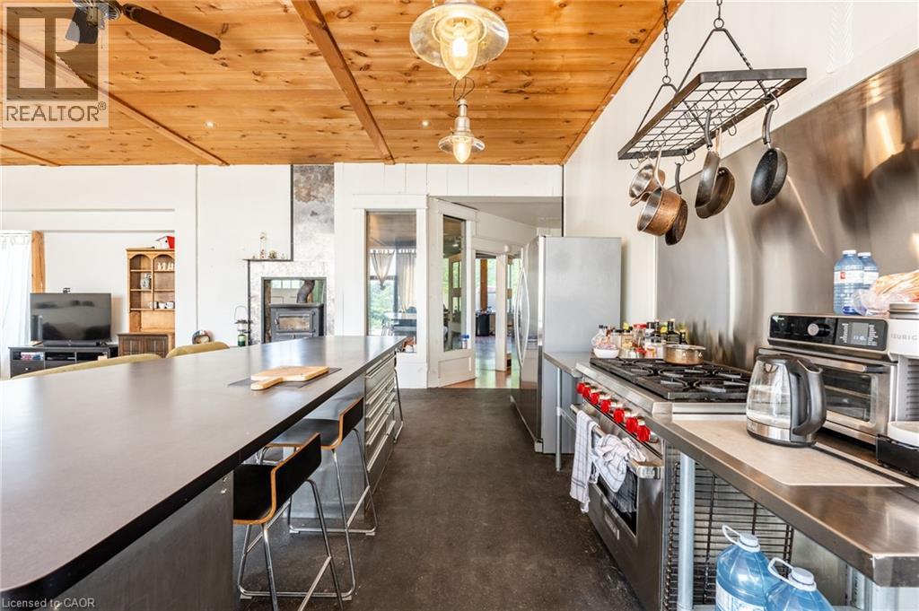 1090 Brock Road, Flamborough, Ontario  L9H 5E4 - Photo 12 - 40759324