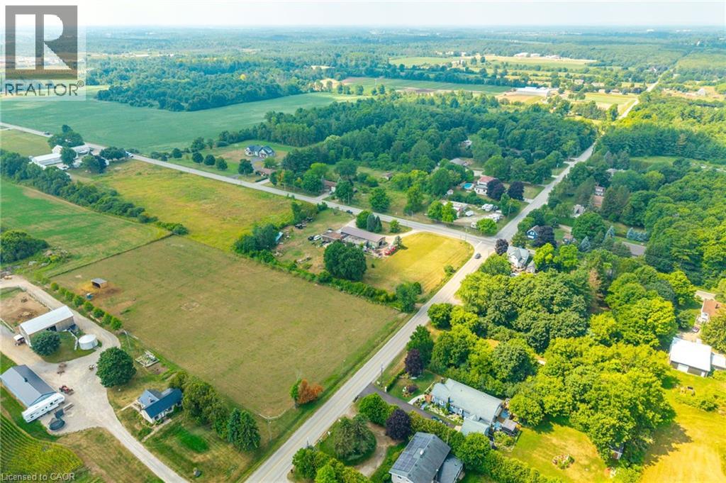 1090 Brock Road, Flamborough, Ontario  L9H 5E4 - Photo 37 - 40759324