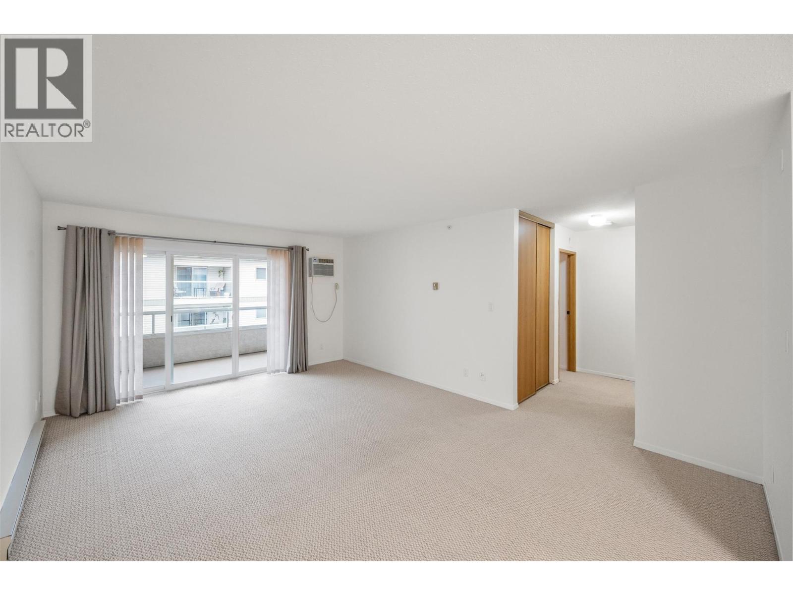 284 YORKTON Avenue Unit# 404 Penticton Photo 6