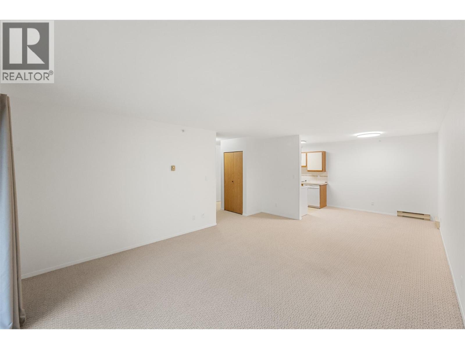 284 YORKTON Avenue Unit# 404 Penticton Photo 7