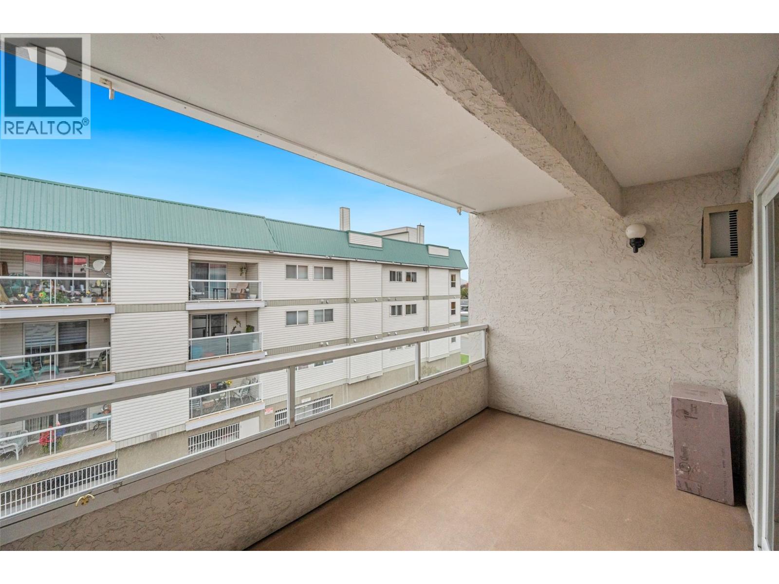 284 YORKTON Avenue Unit# 404 Penticton Photo 23