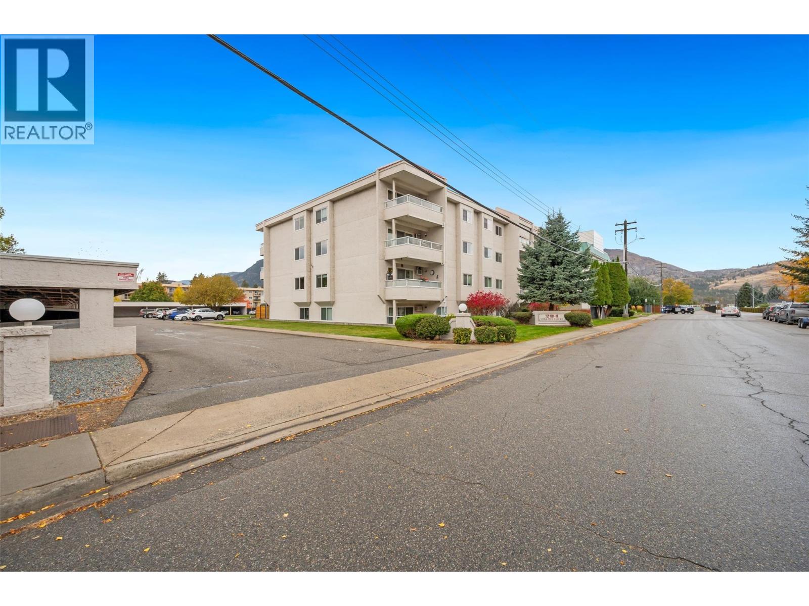 284 YORKTON Avenue Unit# 404 Penticton Photo 4