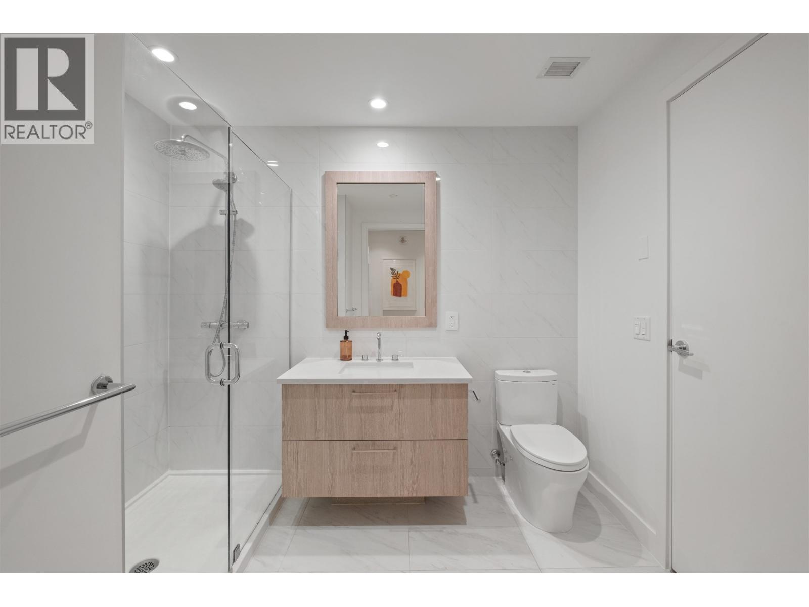 102 733 E 3rd Street, North Vancouver, British Columbia  V7L 1G8 - Photo 24 - R3056122