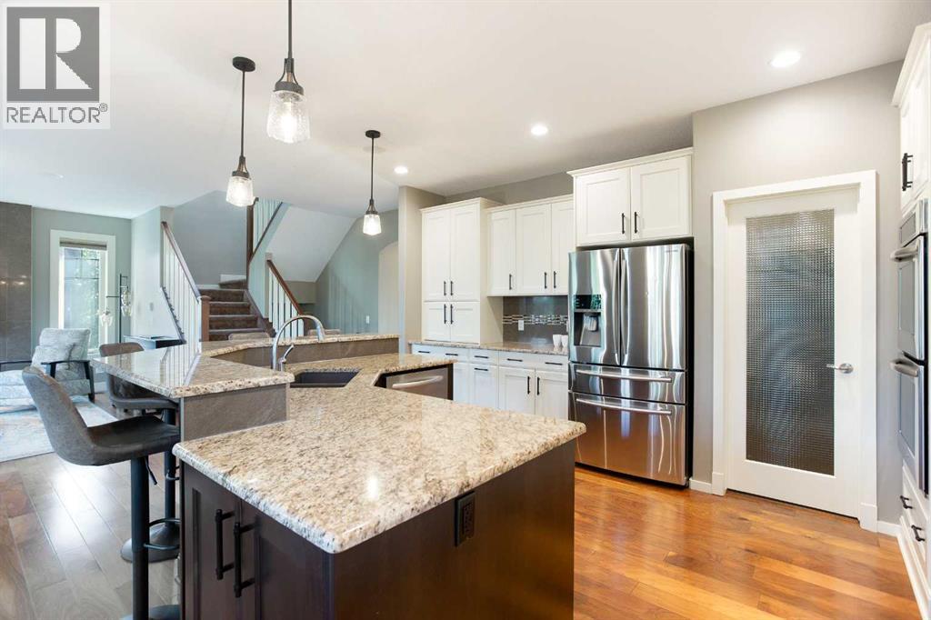 Property at 102 Cooperstown Lane SW image 5