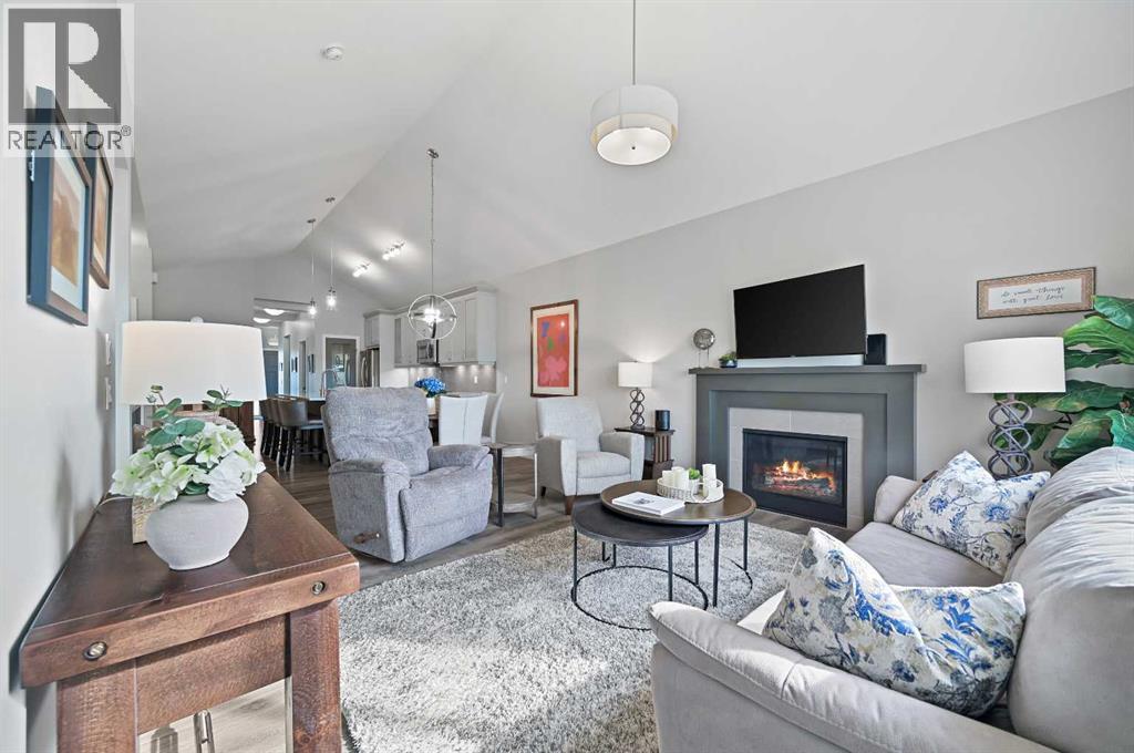 102, 55 Fireside Circle, Cochrane, Alberta  T4C 2P5 - Photo 4 - A2260842