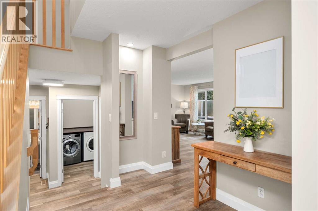 Property at 131 Crystalridge Court image 4