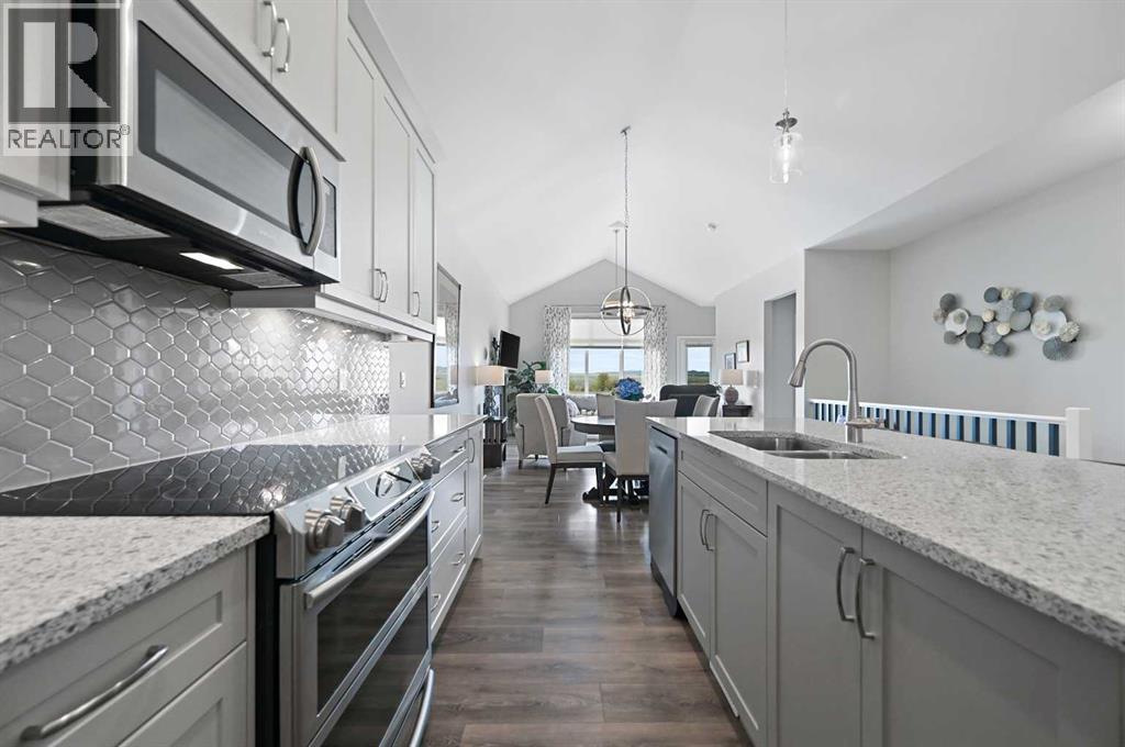 102, 55 Fireside Circle, Cochrane, Alberta  T4C 2P5 - Photo 10 - A2260842